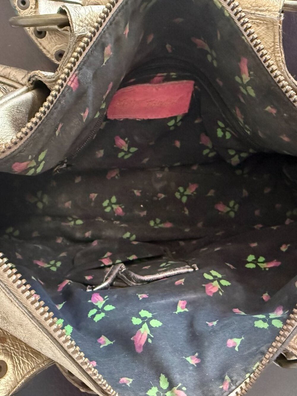 Betsey Johnson vintage Gold studded bag - Picture 5 of 6